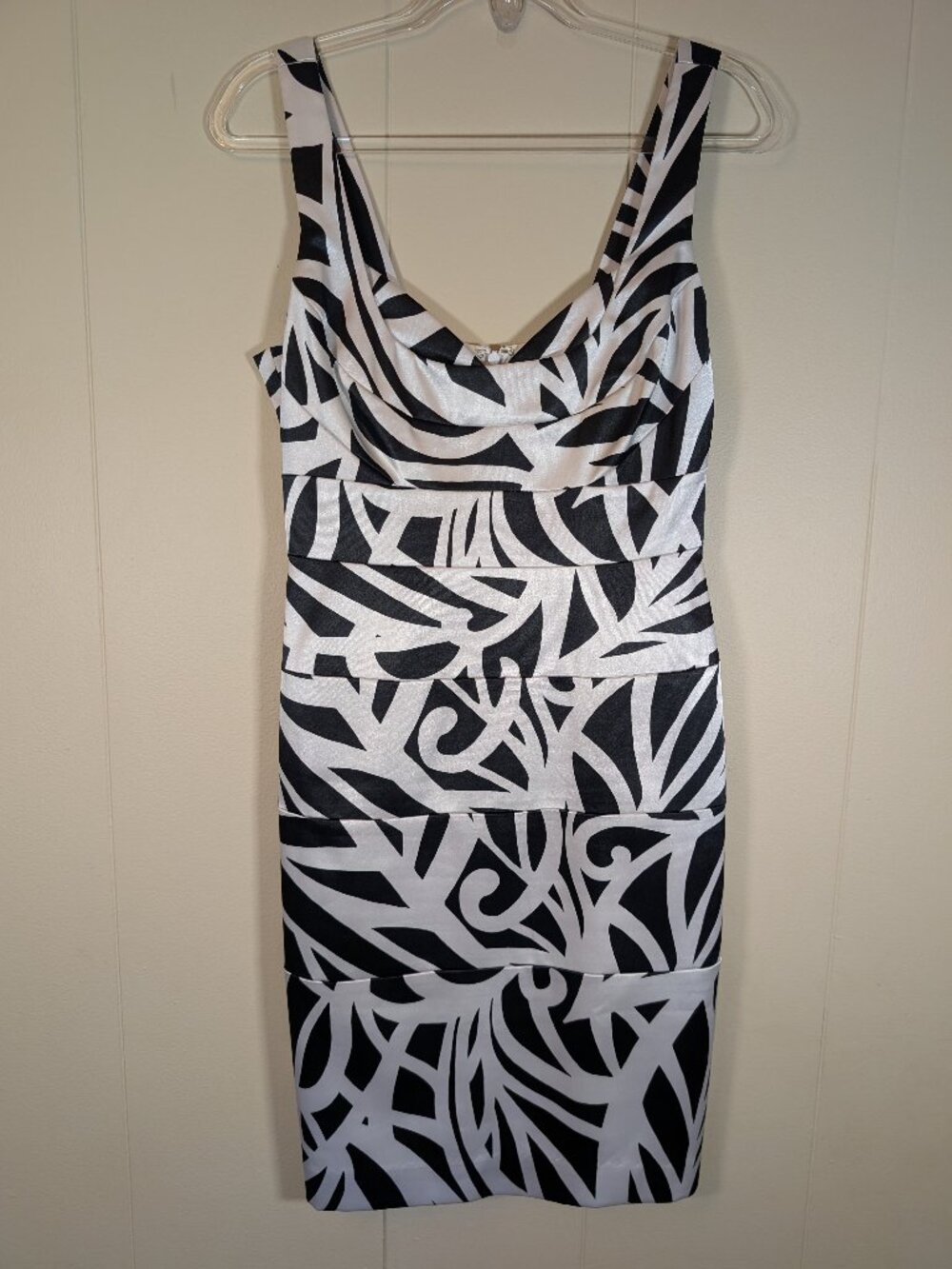 WHITE HOUSE BLACK MARKET Size 4 Black White Abstract Cowl Neck Sheath Dress